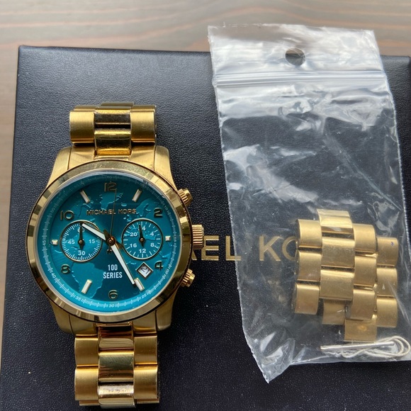 Michael Kors gold/teal watch - Picture 3 of 4